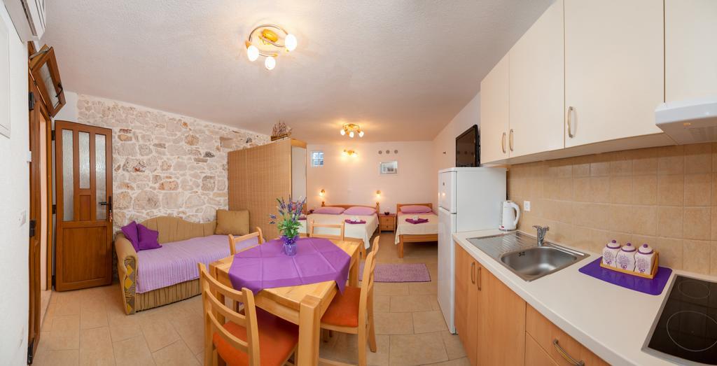 Apartments Mande And Kate Baška Voda الغرفة الصورة